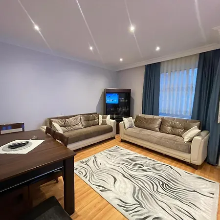 Taksim Square 2plus1 Big Flat On The Center With 2 Bathroom 아파트 *