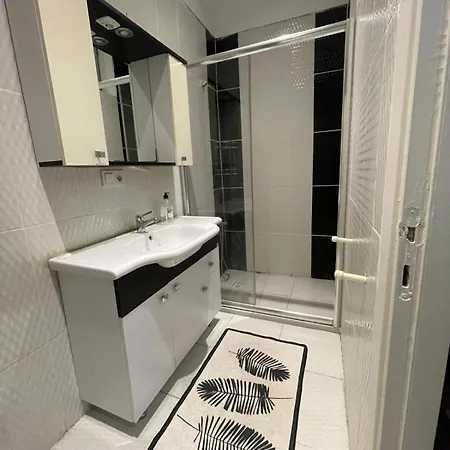 아파트 Taksim Square 2plus1 Big Flat On The Center With 2 Bathroom *